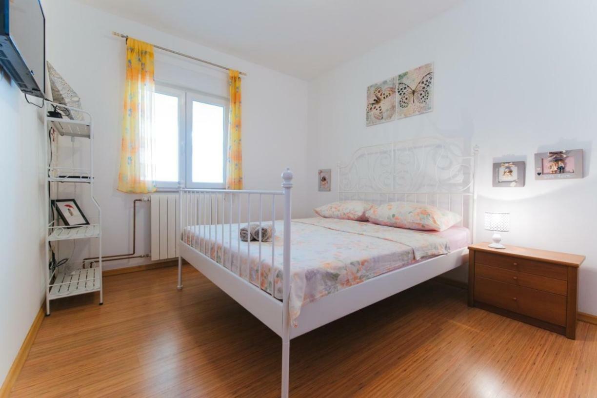 Loreanto Duce Exterior photo